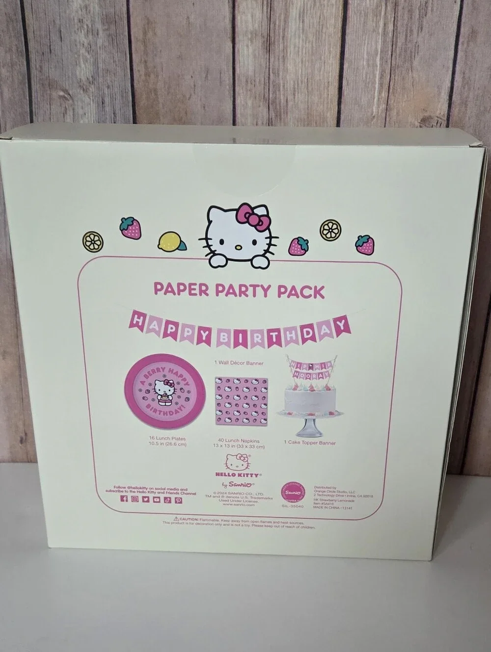 Hello Kitty Paper Party Pack NIB